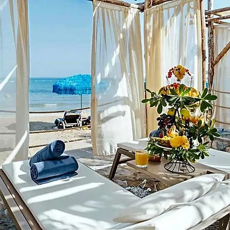 Merit Crystal Cove Casino And 5* Кирения
