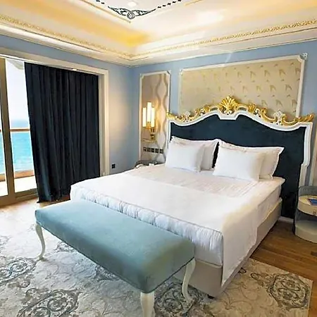 Merit Crystal Cove Casino And Отель 5*