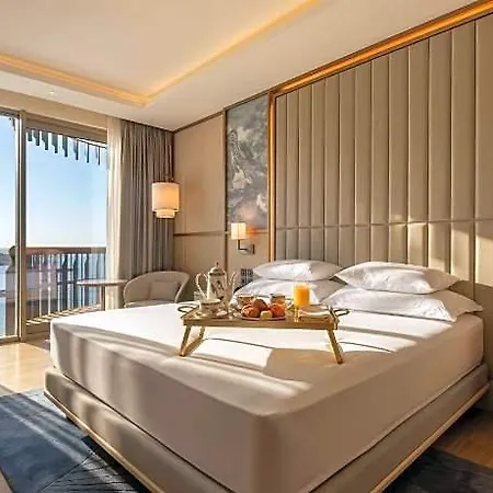 Merit Crystal Cove Casino And 5*