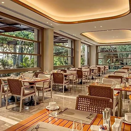 Merit Crystal Cove Casino And Otel Girne